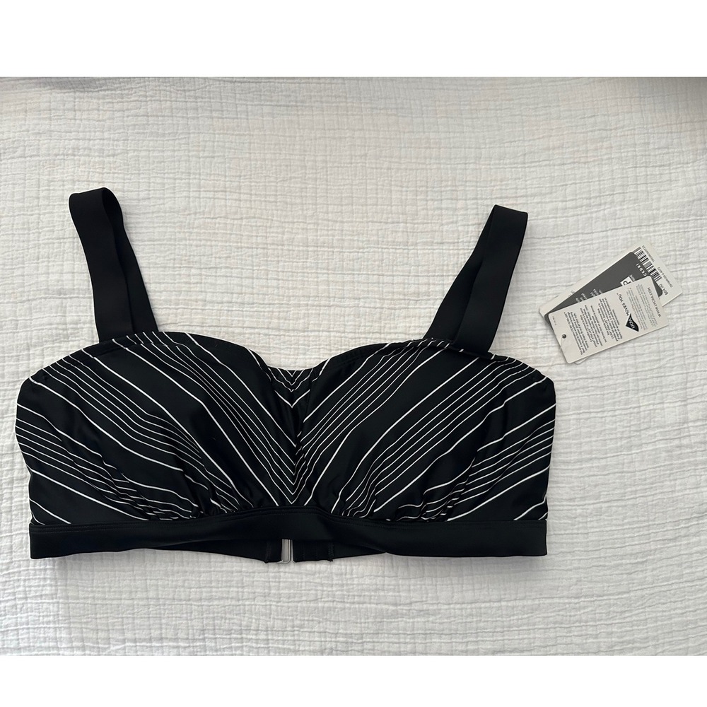 Athleta Black White Chevron Stripe Bikini Top NWT 38D/DD